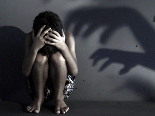 पाकिस्तान के ये यौन अपराधी ग्रूमिंग गैंग से जुड़े थे, जो नाबालिग लड़कियों का यौन शोषण करती है। - Dainik Bhaskar