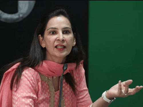 Navjot Kaur ₹500 Crore Remark BJP Targets Congress| Punjab News | नवजोत सिद्धू की पत्नी का नया दावा: बोलीं- ₹5 करोड़ में कौंसलर की टिकटें बेची; वड़िंग, बाजवा, चन्नी और ...