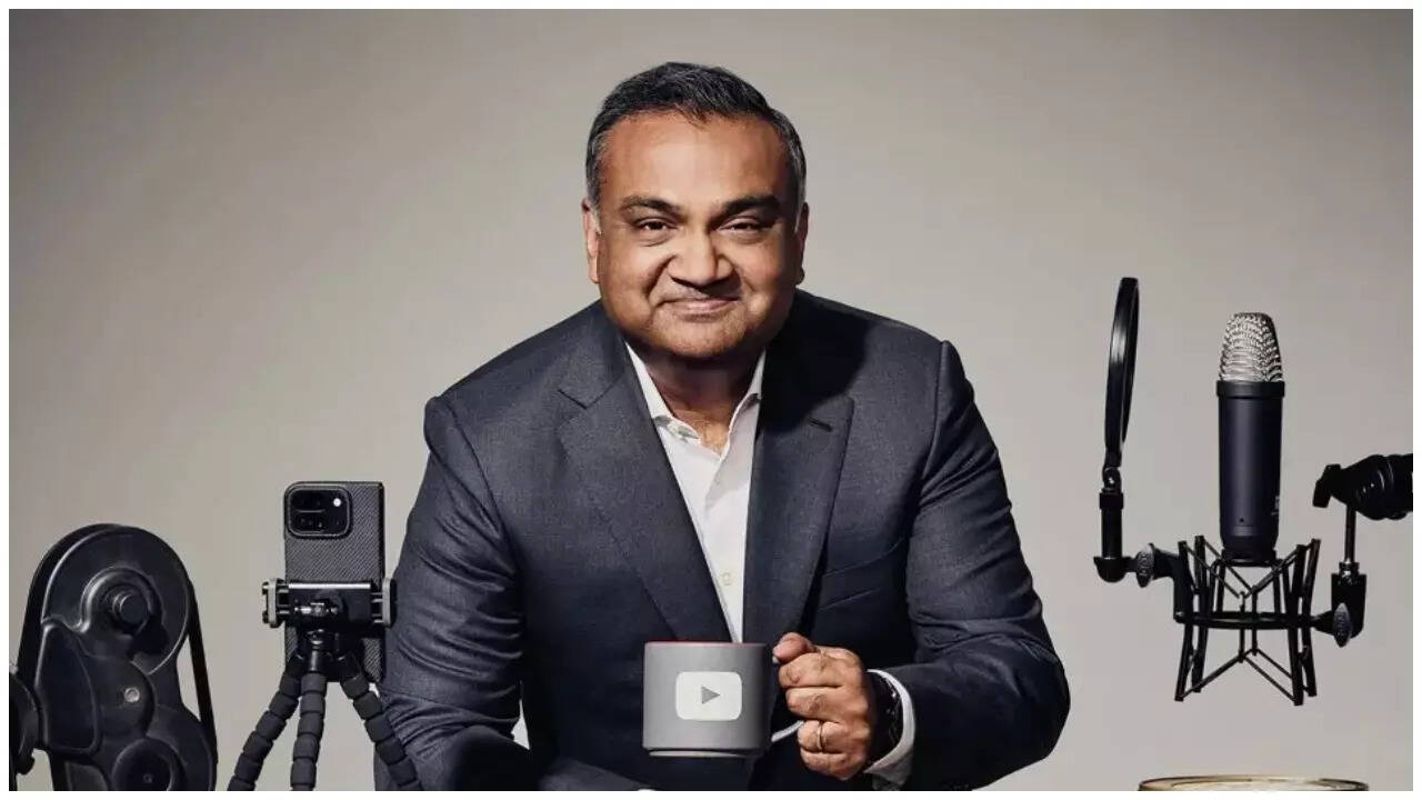 नील मोहन 2023 से यूट्यूब के CEO हैं।