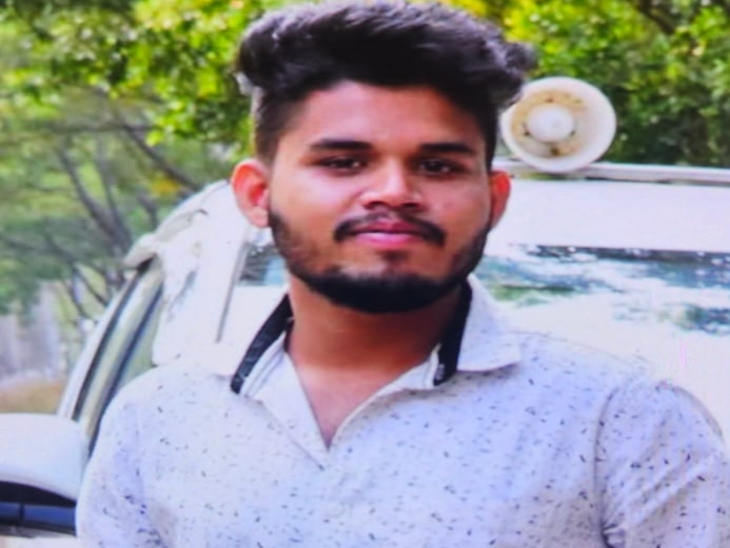 रात में खाना खाने जा रहे थे प्रतियोगी छात्र, कार हादसे में गई जान।
