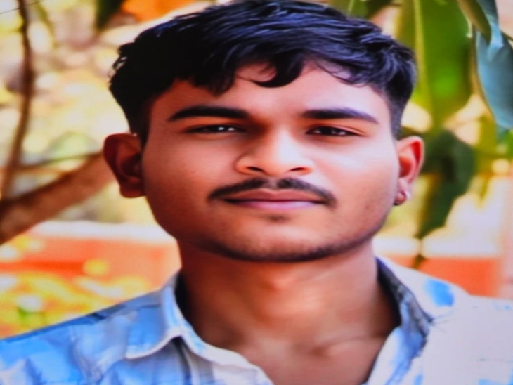 तेज रफ्तार अनियंत्रित कार पलटने से हुआ हादसा।