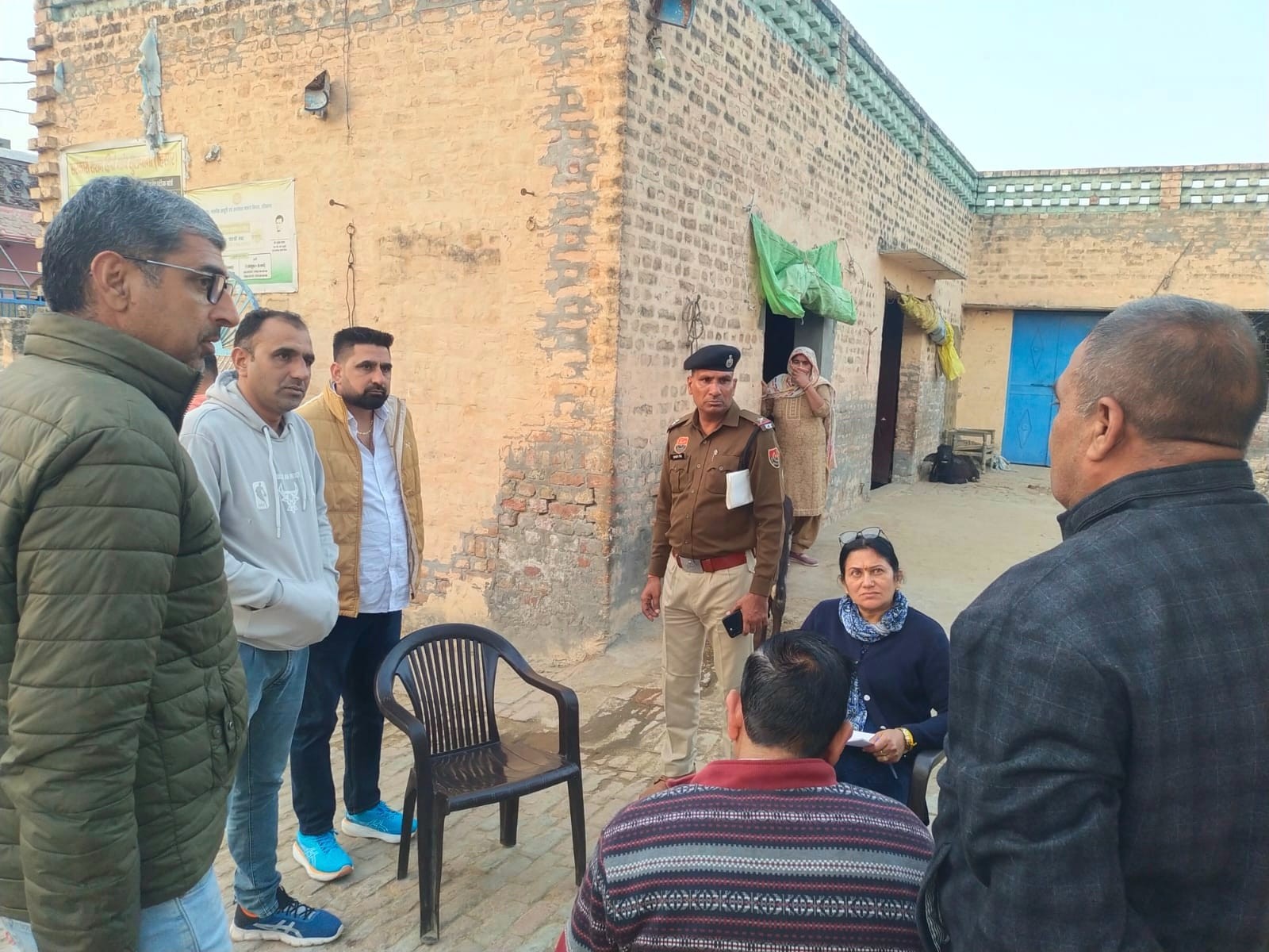 नारनौंद में सीएम फ्लाइंग का दो राशन डिपो पर छापा:  एक डिपो धारक पर केस दर्ज, अनियमितताओं की शिकायतों पर की कार्रवाई – Narnaund News