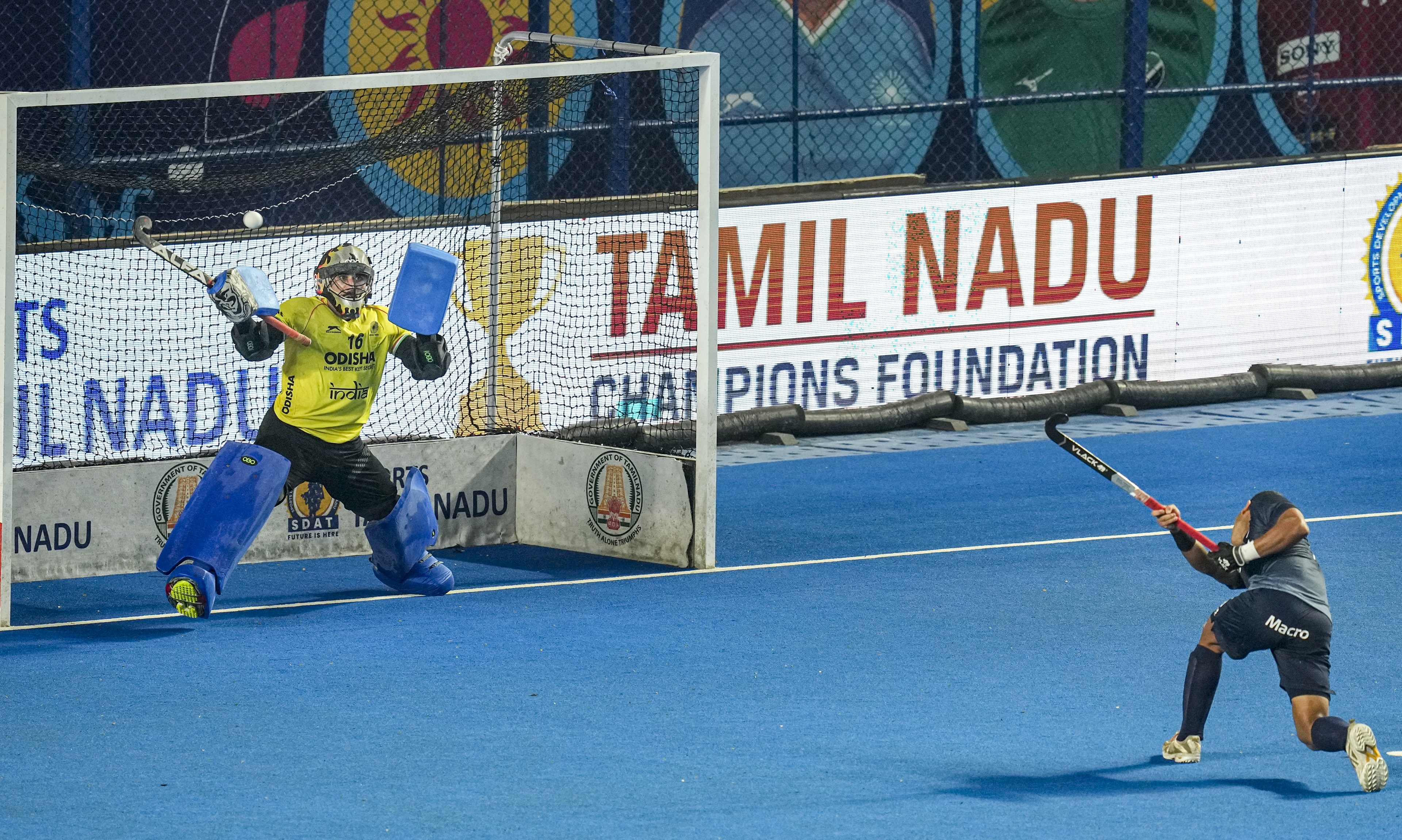 सैंटियागो फर्नांडिस ने 44वें मिनट में अर्जेंटीना का दूसरा गोल दागा।