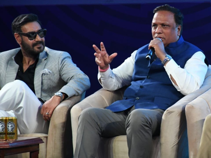 अजय देवगन अहमदाबाद लायंस टीम के मालिक हैं।