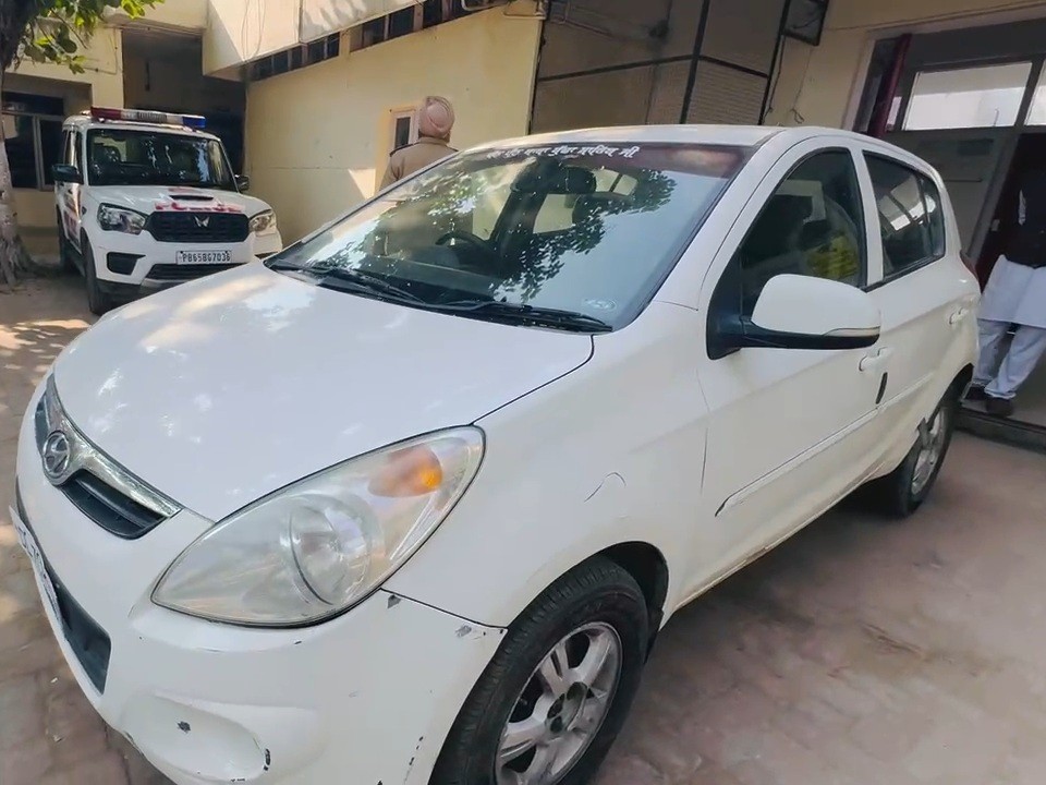 फरीदकोट जेल में नशा ले जाता सुरक्षाकर्मी गिरफ्तार:  100 ग्राम हेरोइन-50 ग्राम अफीम मिली, वर्दी में कार से ड्यूटी आ रहा था – Faridkot News