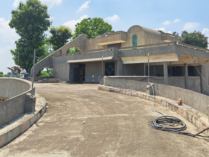 रेलूराम की प्रॉपर्टी पर दावा ठोक सकती है बेटी:  हिसार में 100 एकड़ जमीन, दिल्ली में 13 दुकानें; चाचा-ताऊ का कुनबा परेशान – Hisar News