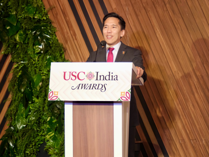 পুরস্কার বিজয়ীদের অভিনন্দন জানিয়েছেন USC অন্তর্বর্তী প্রেসিডেন্ট বায়ং-সু কিম।