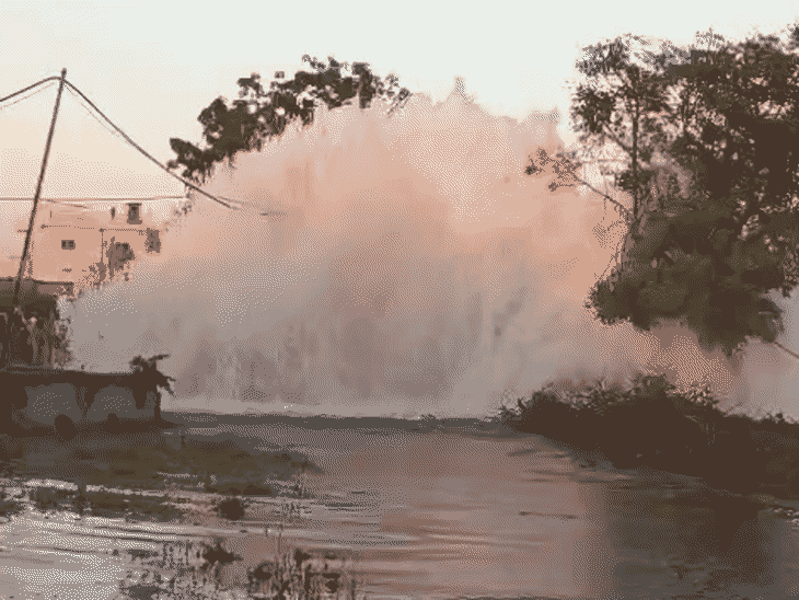 घटना शाम करीब 5:30 बजे हुई।