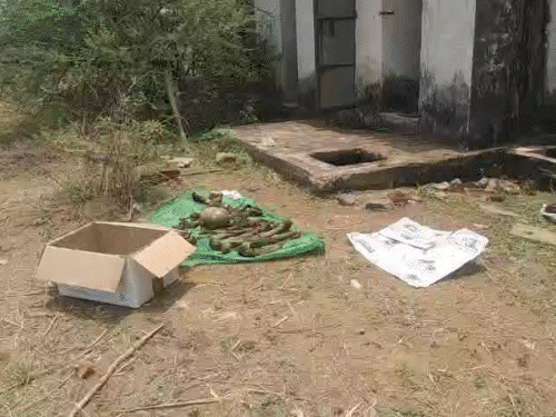 बेटे की हत्या कर सौतेले पिता ने 7 साल तक छुपाया था शव।