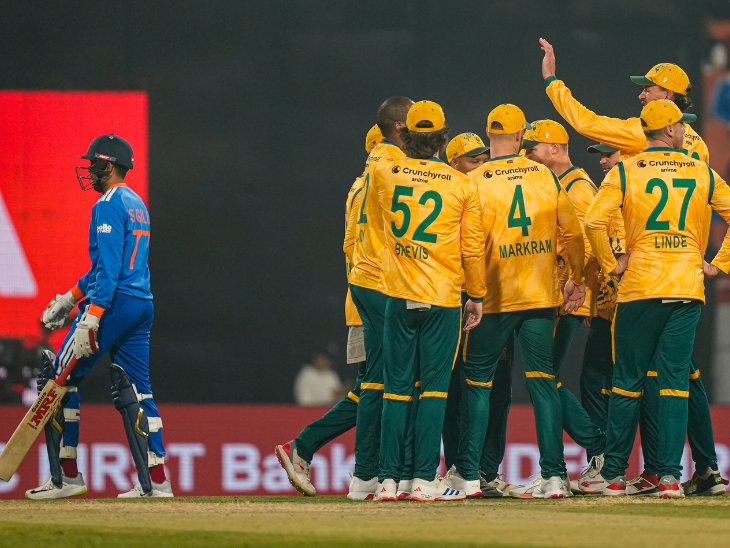 उप-कप्तान शुभमन गिल खाता भी नहीं खोल पाए।