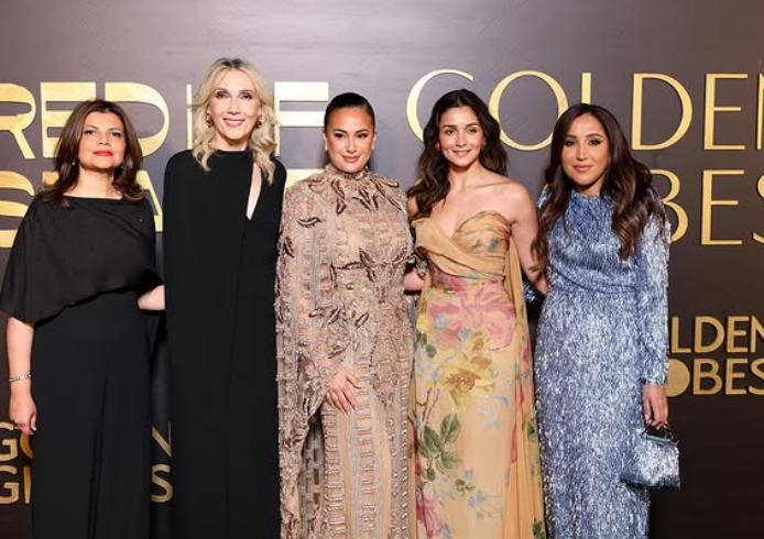 रेड कार्पेट पर आलिया भट्ट।