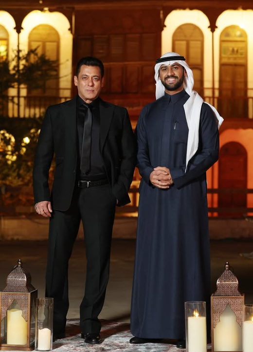 फिल्म फेस्टिवल के CEO फैसल बाल्टयोर के साथ सलमान खान।