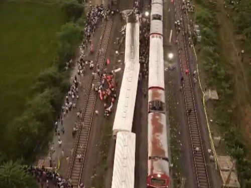 रेल हादसे का ड्रोन विजुअल।