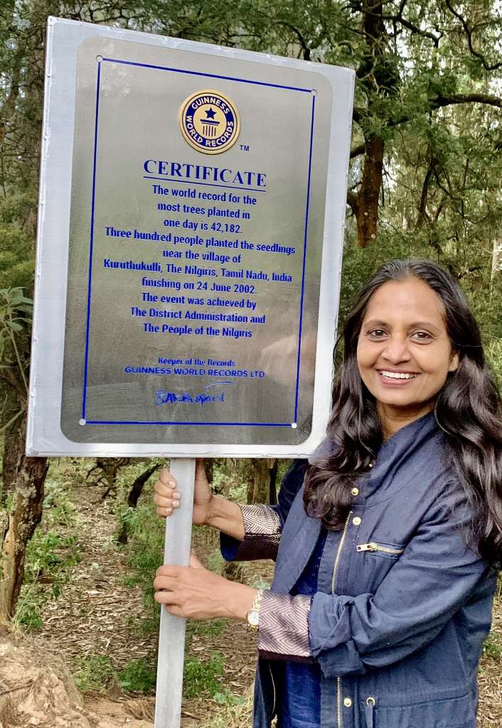नीलगिरि जिले की जिला कलेक्टर के रूप में, सुप्रिया साहू ने एक पौधरोपण अभियान का नेतृत्व किया, जिसके लिए उनकी टीम ने गिनीज वर्ल्ड रिकॉर्ड बनाया।