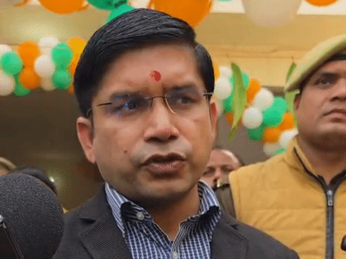 डीएम डॉ. राजेंद्र पैंसिया ने बताया कि पिछले एक साल में 35 चौकियों का निर्माण प्रस्तावित था। उसी क्रम में दीपा सराय चौकी का निर्माण कराया गया।