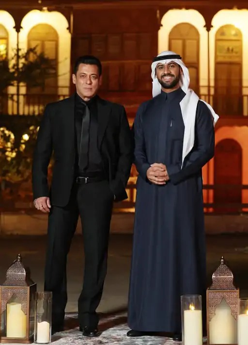 फिल्म फेस्टिवल के CEO फैसल बाल्टयोर के साथ सलमान खान।