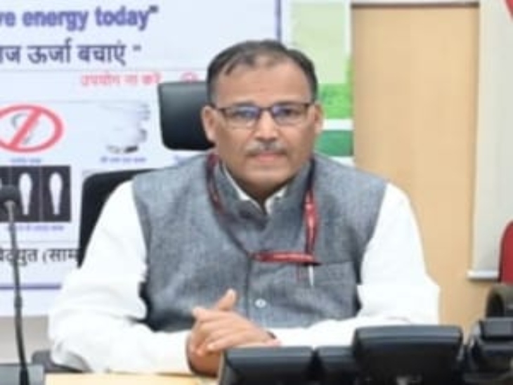 बिलासपुर रेल हादसे के बाद DRM राजमल खोईवाल हटाए गए।