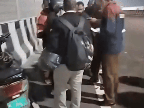 सूचना मिलने के बाद घटना स्थल पर पहुंची पुलिस की 112 डायल की टीम