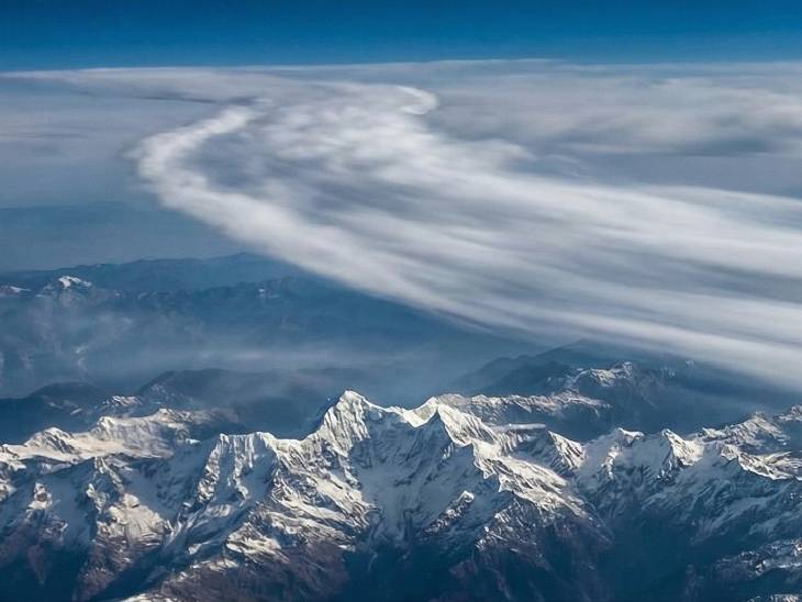 इस तरह जमीन से ऊपर बहती है जेट स्ट्रीम। फाइल फोटो।