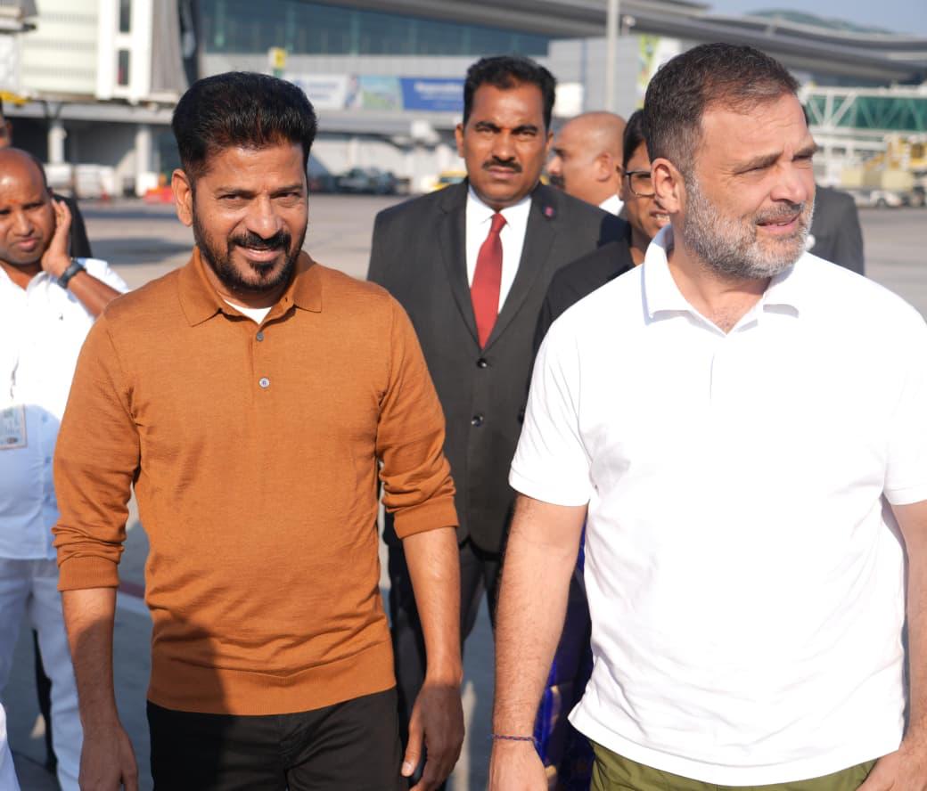 शाम 5.30 बजे: लोकसभा में विपक्ष के नेता राहुल गांधी मेसी से मिलने के लिए हैदराबाद के ताज फलकनुमा पैलेस पहुंचे।