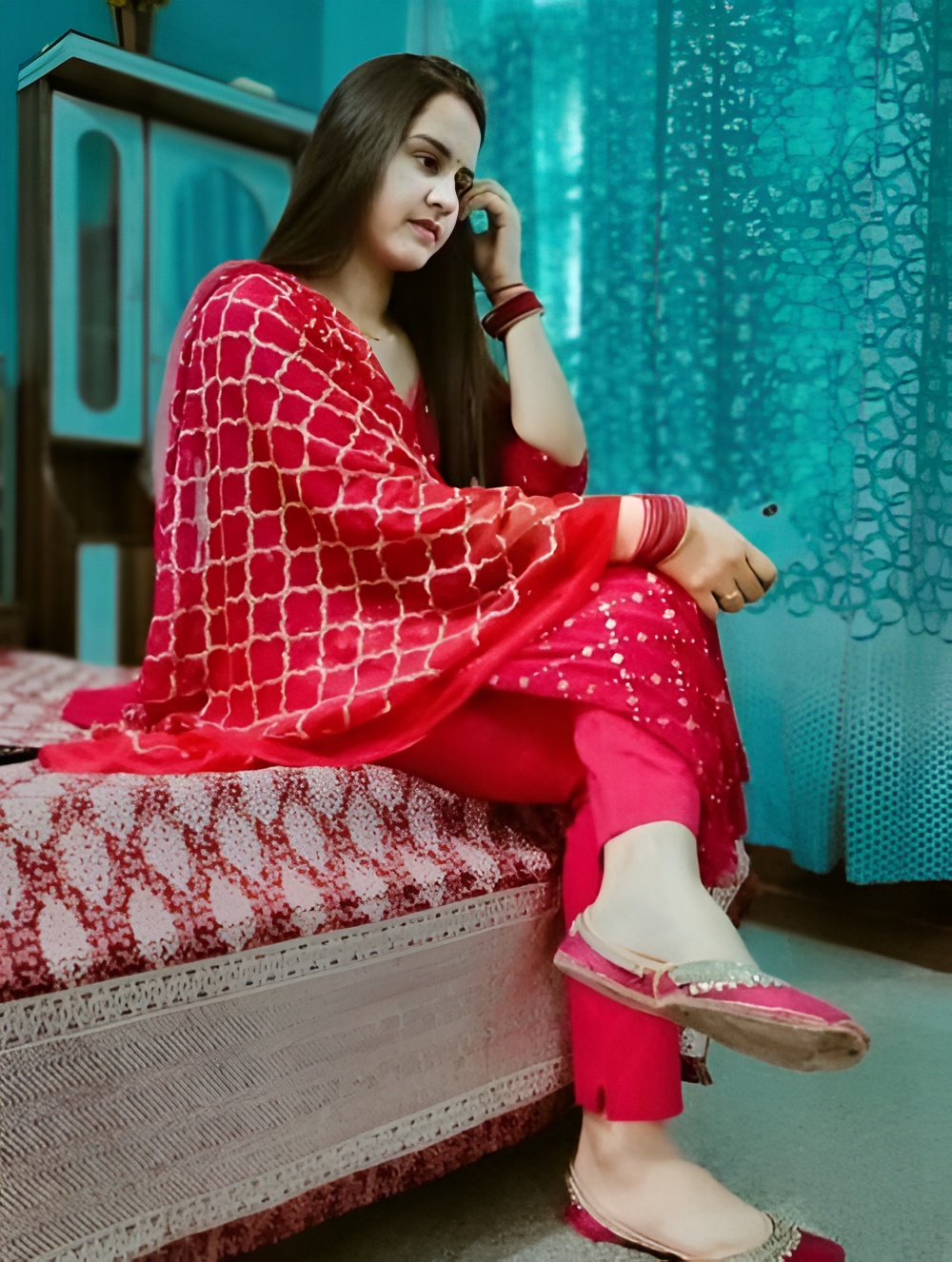 ढंडा की पत्नी आशा डिस्कस थ्रो में नेशनल लेवल पर मेडल जीत चुकी है।