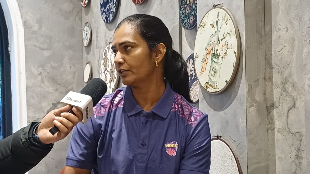 लखनऊ पहुंची शिखा पांडेय ने दैनिक भास्कर से बातचीत की।