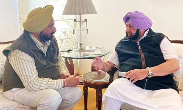 कैप्टन के CM व रंधावा के मंत्री रहते दोनों नेताओं के शुरुआत में रिश्ते काफी अच्छे रहे।- फाइल फोटो