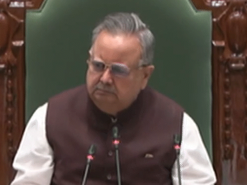 छत्तीसगढ़ विधानसभा के शीतकालीन सत्र की शुरुआत रविवार को हो गई है।