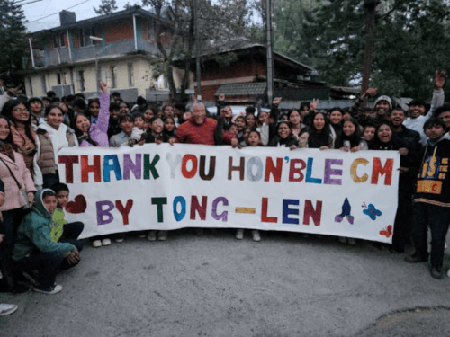 मैच को लेकर बच्चों में भरी उत्साह।