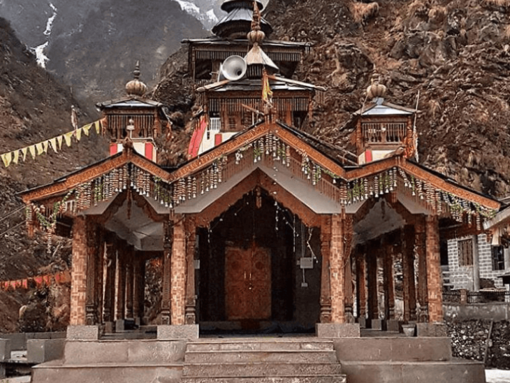 मां यमुना खरसाली गांव में विराजमान हैं।