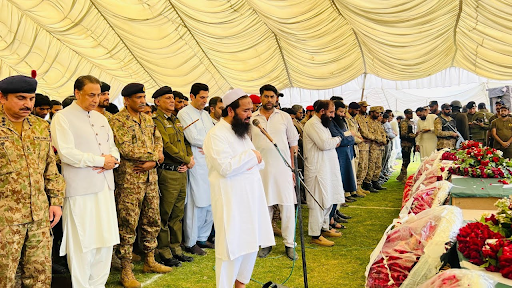 आंतकियों के जनाजे में अब्दुर रऊफ (माइक मे बोलते हुए) के मौजूद होने की बात सामने आने के बाद पाकिस्तानी सेना ने उसे 'आम आदमी बताया था।