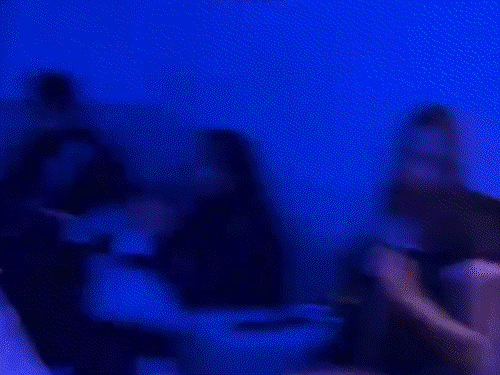 ये एक स्ट्रेंजर मीट है, इसे साबित करने के लिए पेज पर ये वीडियो पोस्ट किया गया था।