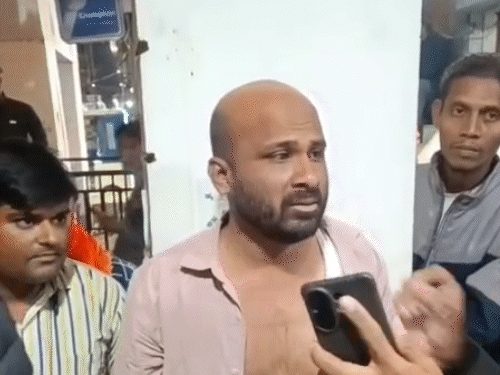 कोरबा निवासी उज्जवल विश्वास खुद को बिल्डर बताया, फिर व्यापारियों से ठगी की।