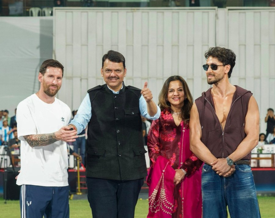 प्रोजेक्ट महादेवा एक फुटबॉल डेवलपमेंट इनिशिएटिव है, जो महाराष्ट्र भर में युवा प्रतिभाओं की पहचान कर उन्हें ट्रेनिंग देती है।