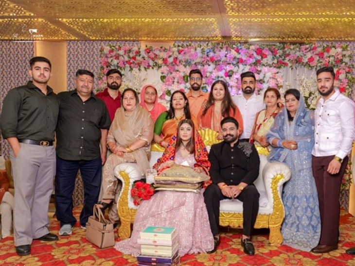 राणा बलाचौरिया की शादी करीब 10 दिन पहले हुई थी। यह फोटो उनकी सगाई की है, जो उन्होंने 20 अगस्त 2025 को पोस्ट की थी। - फाइल फोटो