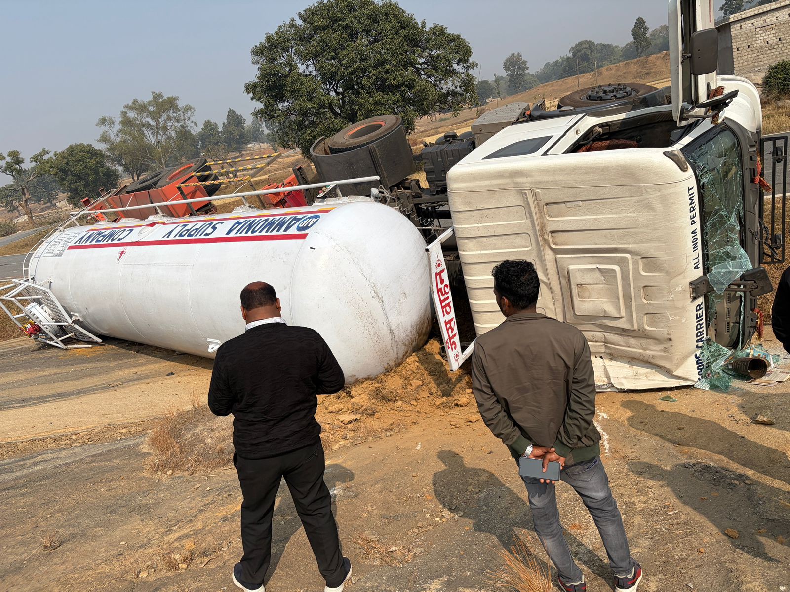 ड्राइवर टैंकर में रांची से गैस लोड कर झारसुगुड़ा, ओडिशा जा रहा था।