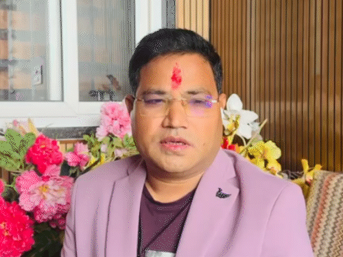 कारोबारी दीपक टंडन ने अक्टूबर महीने में खम्हारडीह थाना में शिकायत दर्ज कराई थी।