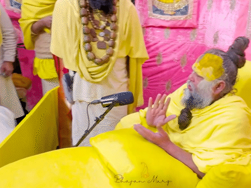 संत प्रेमानंद महाराज जी ने कहा- जब तक भगवान न मिल जाएं, हमारी यात्रा रुकनी नहीं है।