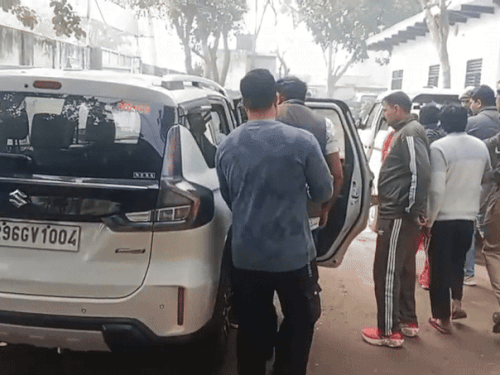 नूंह में बैठक लोगों के साथ ठगी करने वाले पकड़े:  फर्जी सिम कार्ड, एटीएम कार्ड व नकदी बरामद, कर्नाटक में दो शिकायतें दर्ज – Nuh News