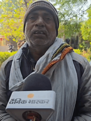 यह हमीरपुर के राठ के रहने वाले गुलजारी लाल हैं। राठ से दिल्ली जा रहीं इनकी भाभी पार्वती बस में थीं। हादसे के बाद उनका कहीं पता नहीं चल रहा।