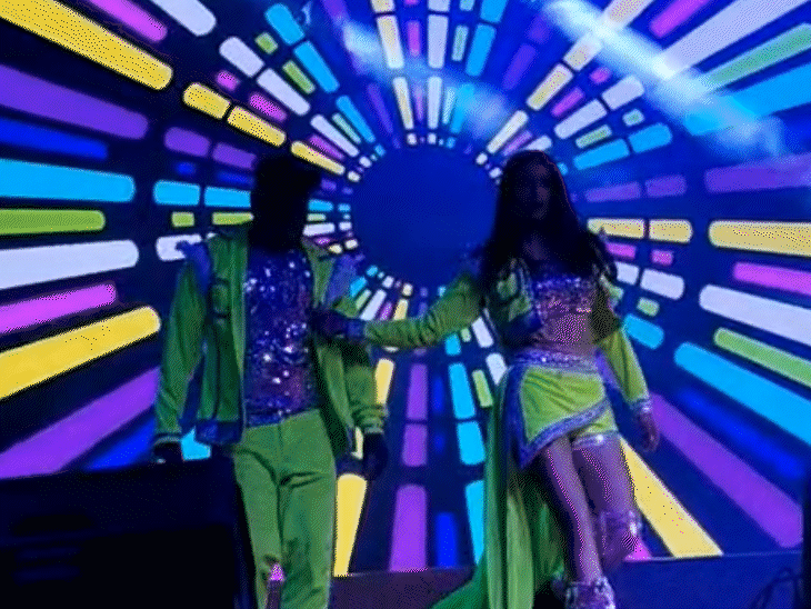 11वें खजुराहो इंटरनेशनल फिल्म फेस्टिवल में कलाकारों ने रंगारंग प्रस्तुति दी।