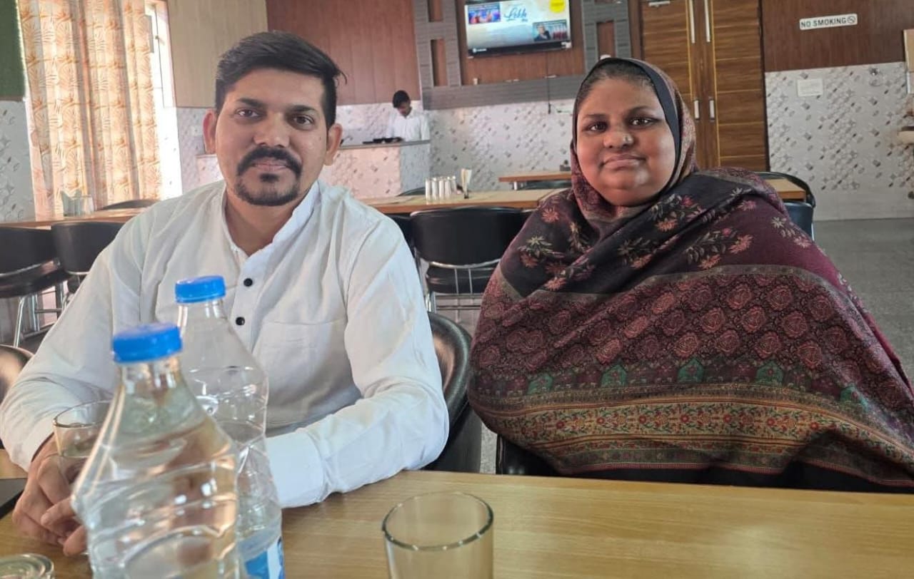 मृतक दंपती मोहम्मद शहजान और उनकी पत्नी शाहजहां (फाइल फोटो)