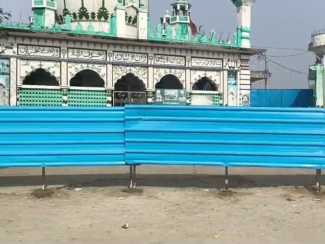 प्रशासन ने ईदगाह के अवैध कब्जे से 8 एकड़ जमीन मुक्त कराई गई थी।