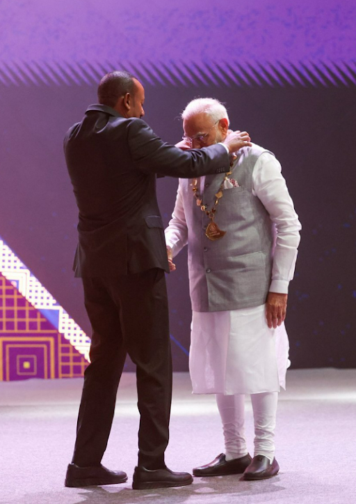 इथियोपिया के पीएम अहमद अली ने पीएम मोदी को सम्मानित किया।