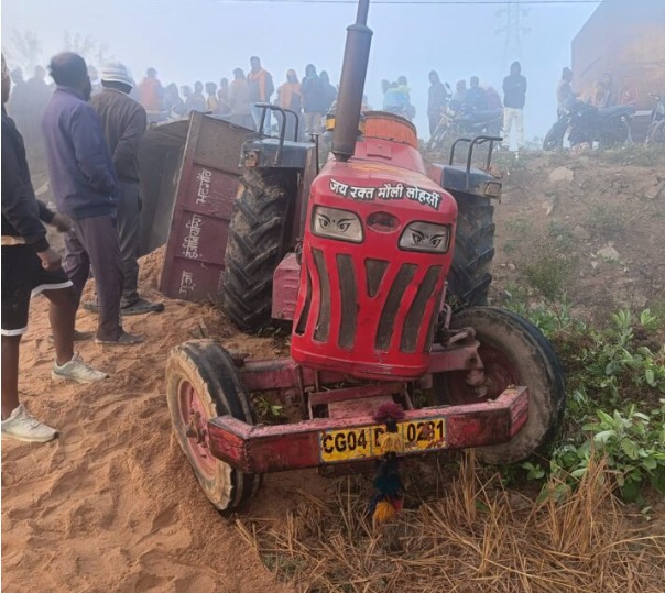 A tractor carrying sand overturned and the driver died after being ...