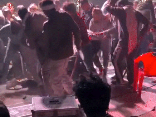 नूंह के पल्ला गांव में 15 दिसंबर की रात को कार्यक्रम में हंगामा हो गया था। - फाइल फोटो