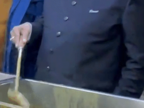 डिप्टी CM ने IGMC में लंगर सेवा की:  पत्नी की पुण्यतिथि पर भोजन परोसा; युवाओं से पुनीत कार्य करने की अपील – Shimla News