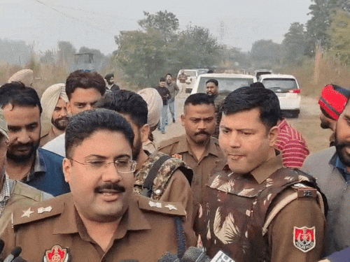 हरपिंदर को मुठभेड़ में ढेर करने के बाद मोहाली SSP हरमनदीप हंस ने पूरे हत्याकांड व उसकी जांच को लेकर जानकारी दी थी। फोटो 17 दिसंबर की है।