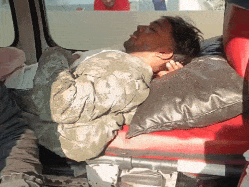 घायलों को हल्द्वानी से बरेली ले जाते हुए।