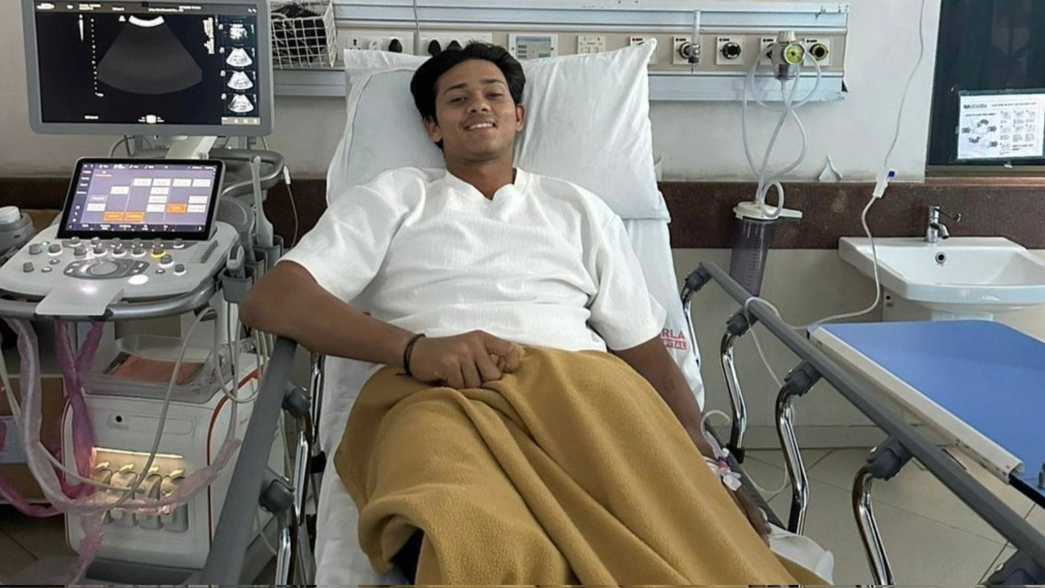 जायसवाल पुणे के आदित्य बिरला अस्पताल में भर्ती कराए गए थे।